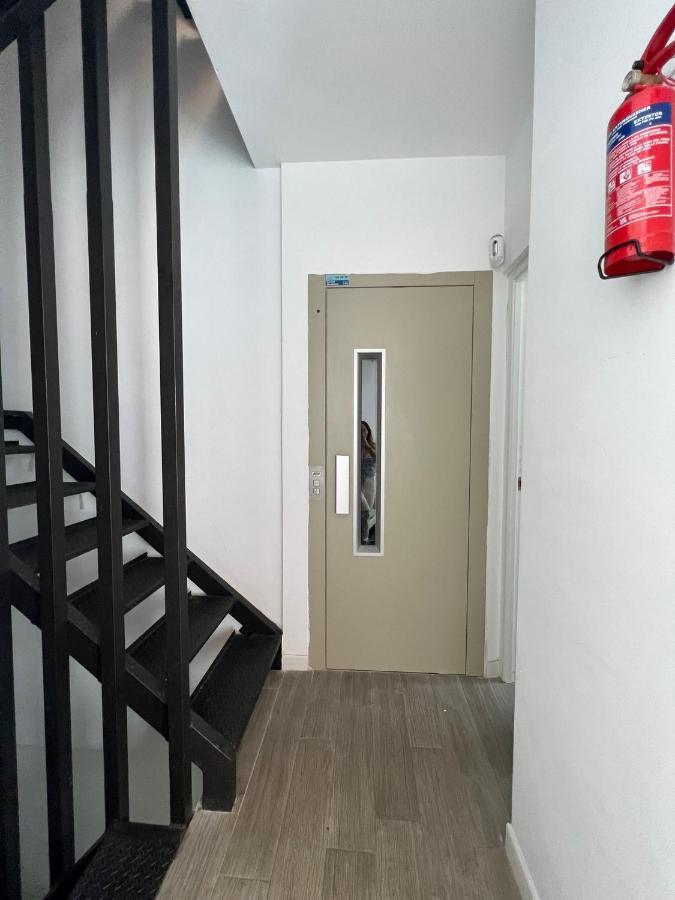 Apartamento Interior En El Centro De Algeciras 2A Apartment Exterior photo